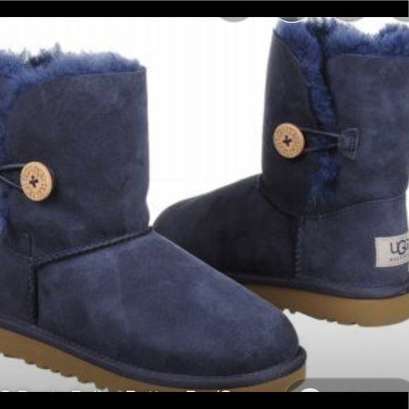 Uggs UGG Bailey boot  navy size 2 worn - Picture 1 of 5